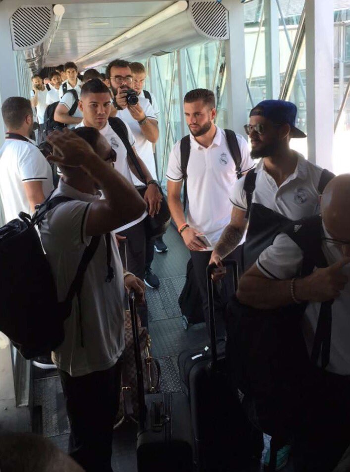 CnkgJn1WcAAS9BR.jpg:large