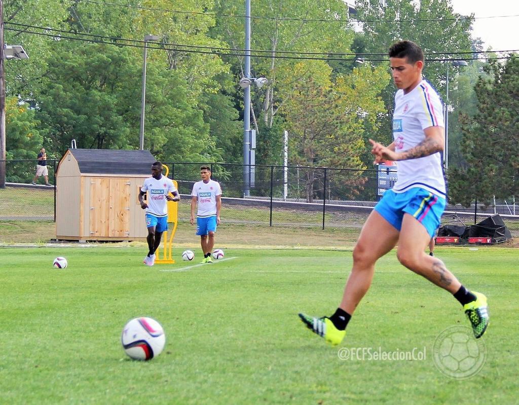 CN-ggIoWUAAHrBt.jpg:large