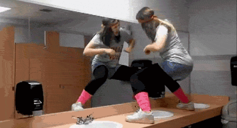 8210245.gif