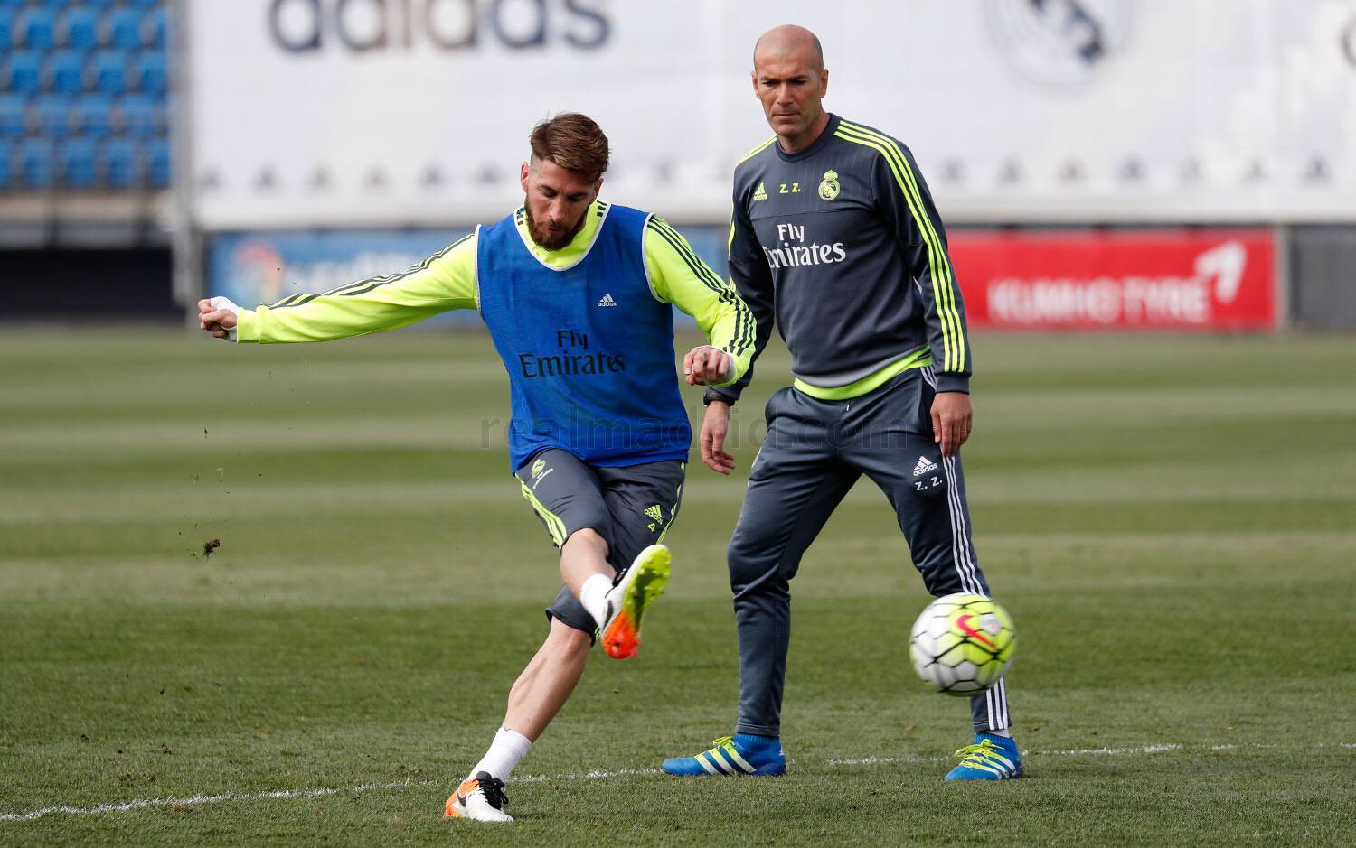 CgFFPimWcAExTNK.jpg:large