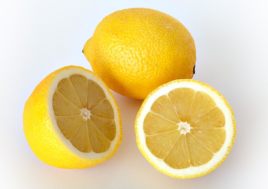 1024px-Lemon.jpg