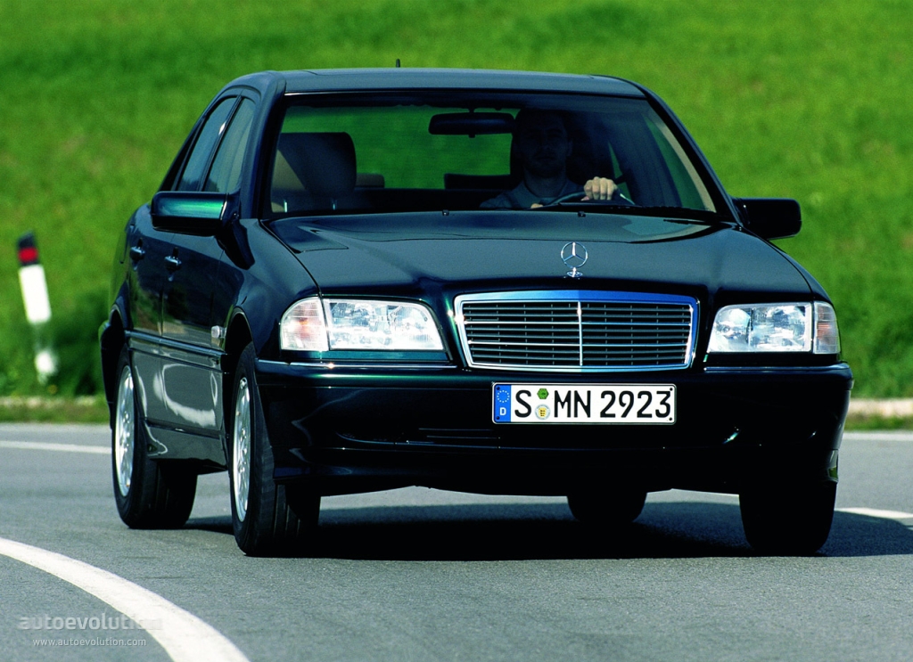 MERCEDESBENZC-Klasse-W202--1681_6.jpg