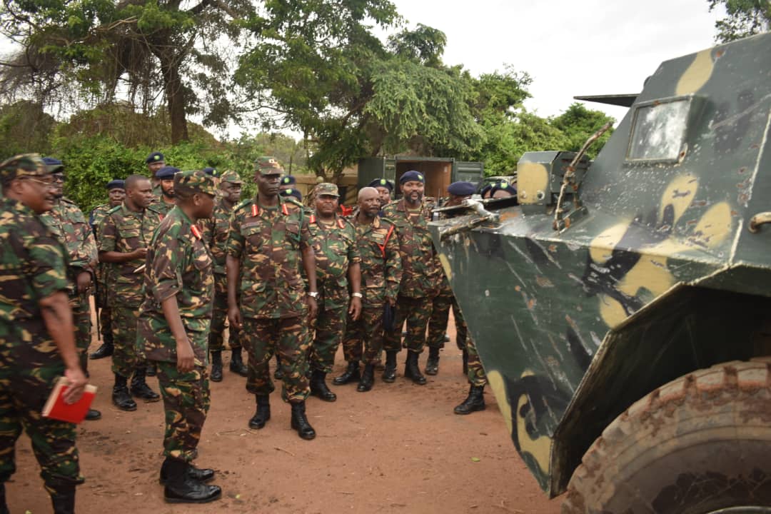 www.defenceweb.co.za