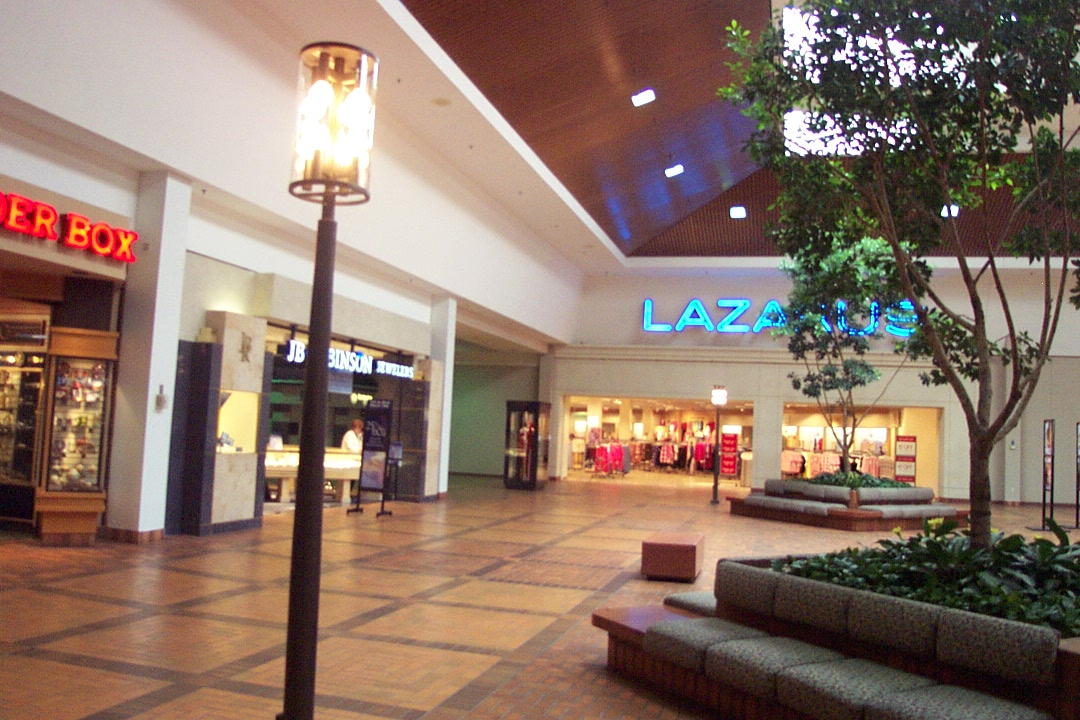 westland-mall-06.jpg