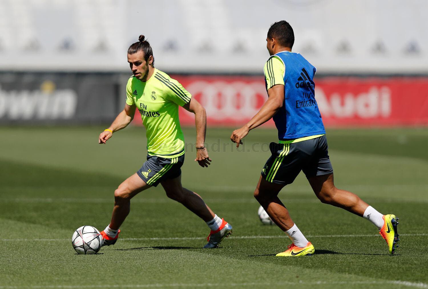 Ci5XR48XIAELIfh.jpg:large