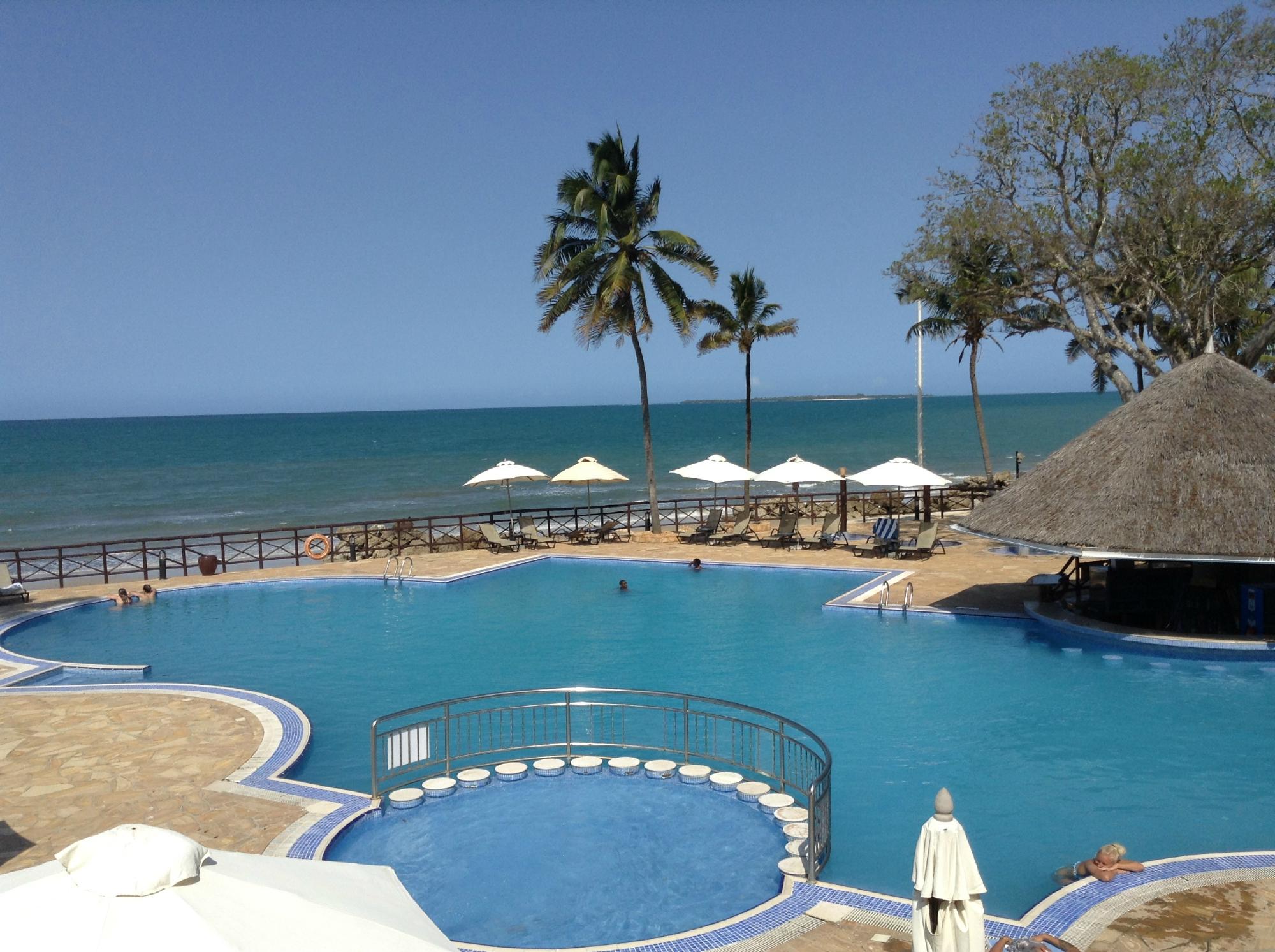 ledger-plaza-bahari-beach.jpg
