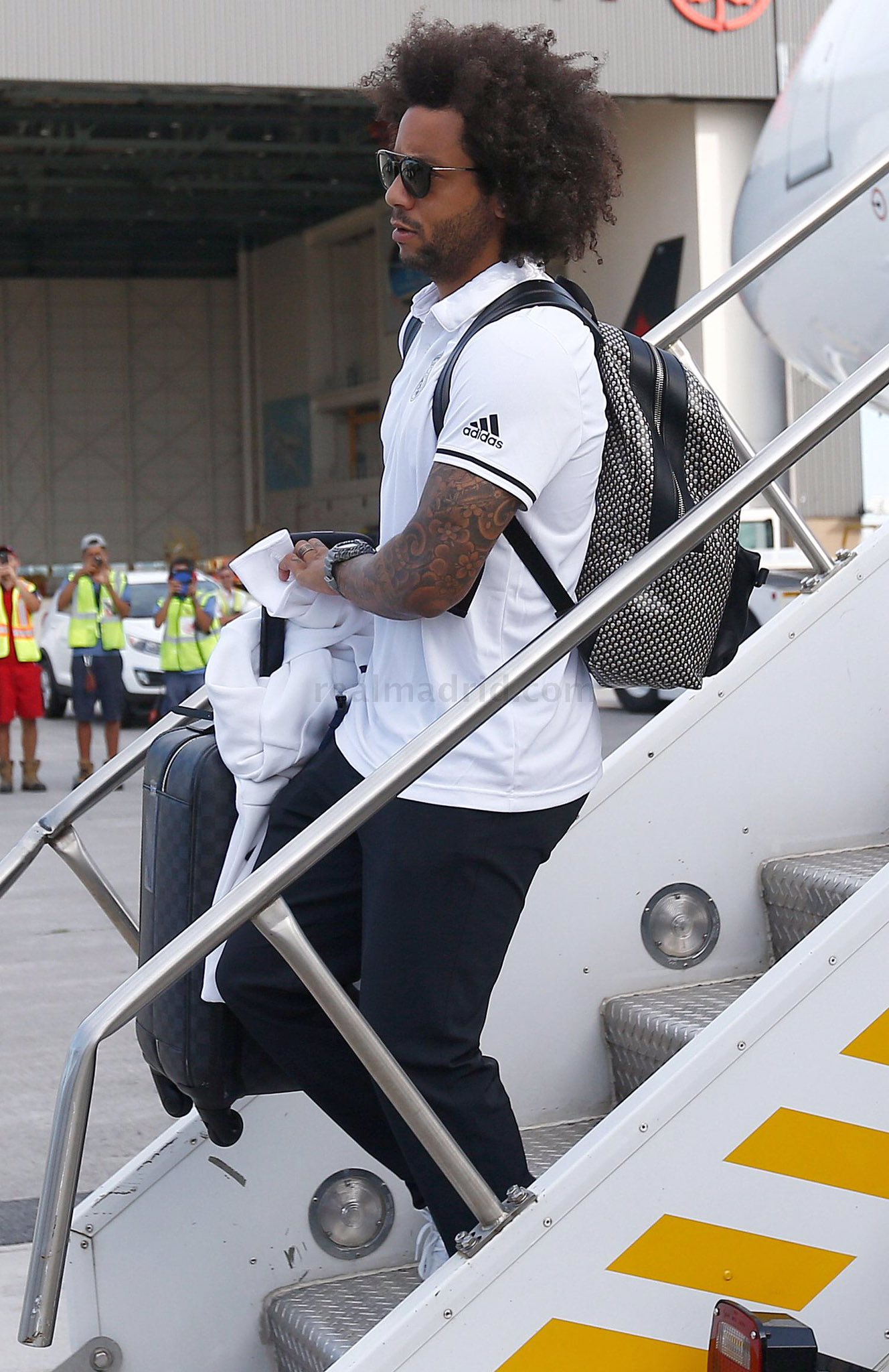 Cnoih_oXEAAPaWV.jpg:large