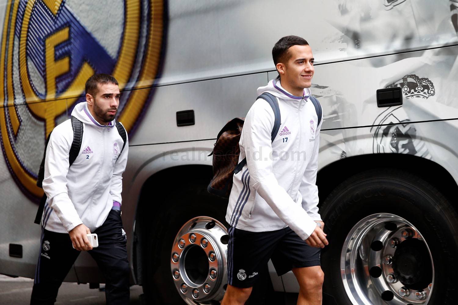 Cygeh6yXcAEi2oi.jpg:large