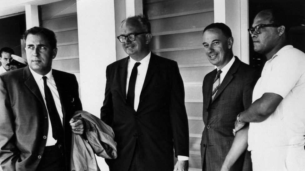 Gerald Bull, at far left, photographed at the Space Research Institute, McGill University, Canada in 1964 (Credit: WordClerk/CC BY-SA 3.0)