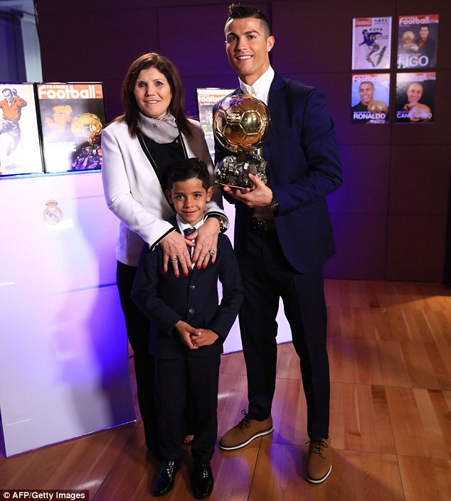 ronaldo-ballon-dor-1-1.jpg