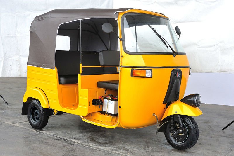 bajaji_three_wheel_motorcycle.jpg