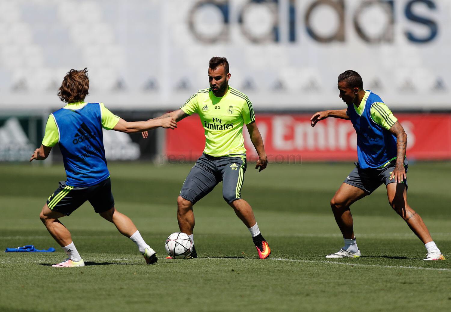 Ci5XI89XIAAVfoj.jpg:large