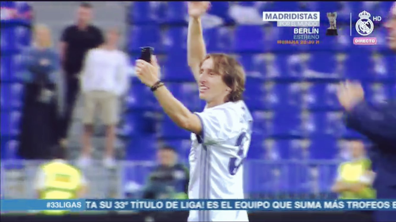 DAYIm25XYAM1rZz.jpg:large