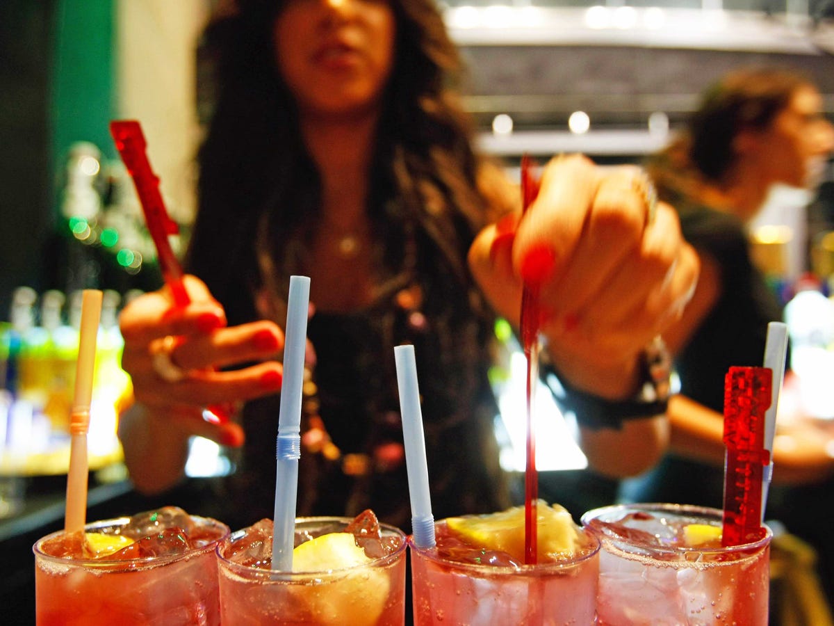 learn-to-bartend.jpg