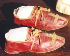 Papal_Shoes.jpg