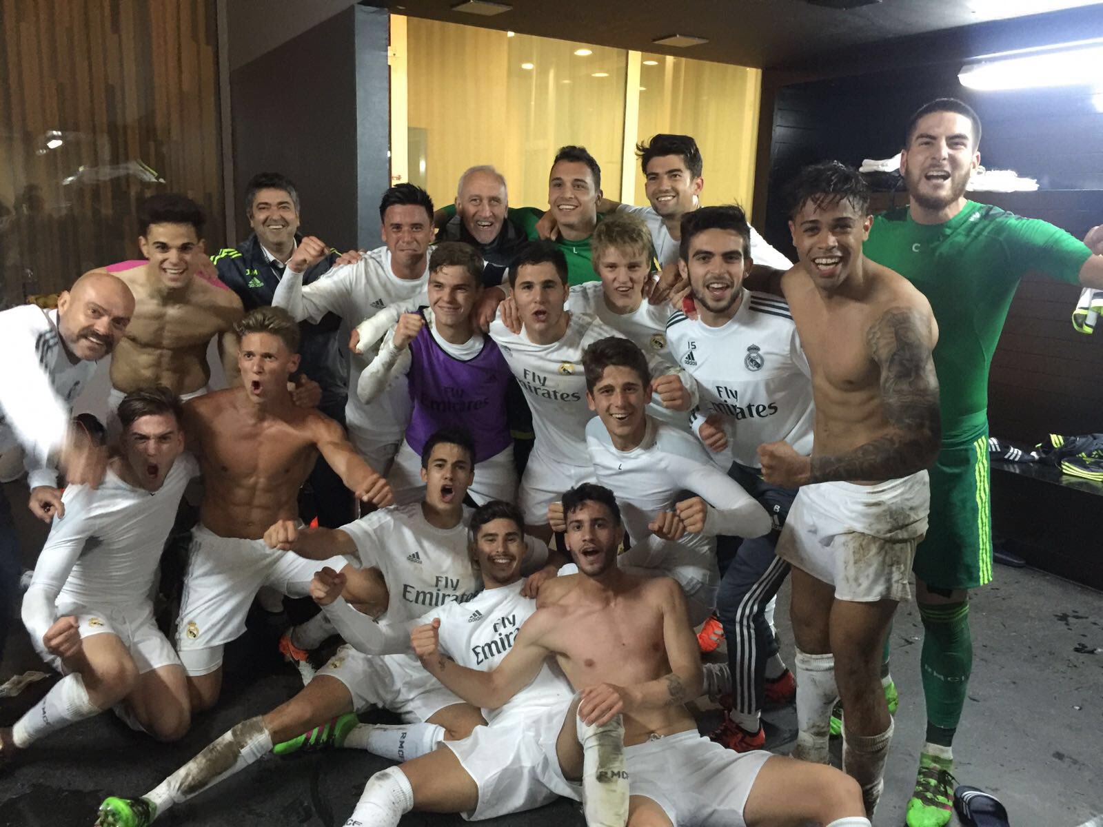 CfoPQSrWsAAqJ9B.jpg:large