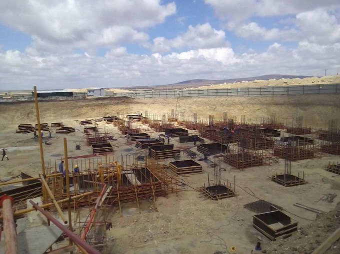 C1O2MMRXEAAW50F.jpg:small