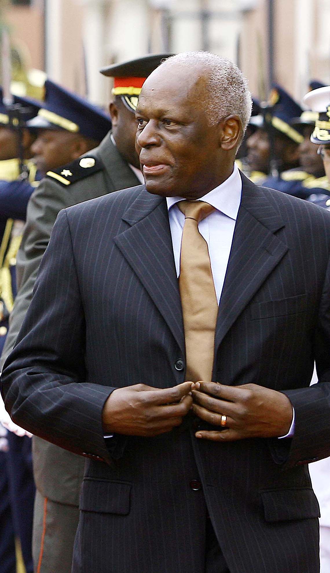 Jos%C3%A9_Eduardo_dos_Santos_3.jpg