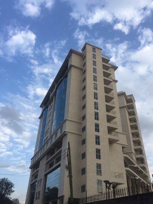 CsPYRY0WAAAbu4g.jpg:small