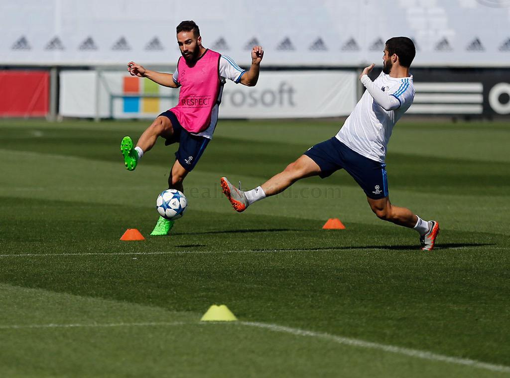 CO28vKfWEAA-K_R.jpg:large