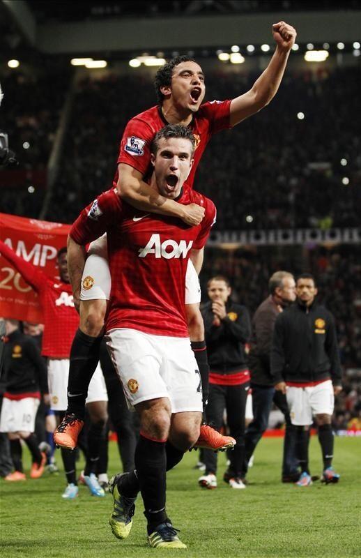 BIfJJ9zCIAUhnig.jpg:large