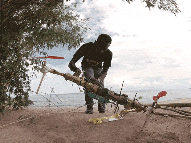 Gif of Bornlove Ntikha and his DIY drone.