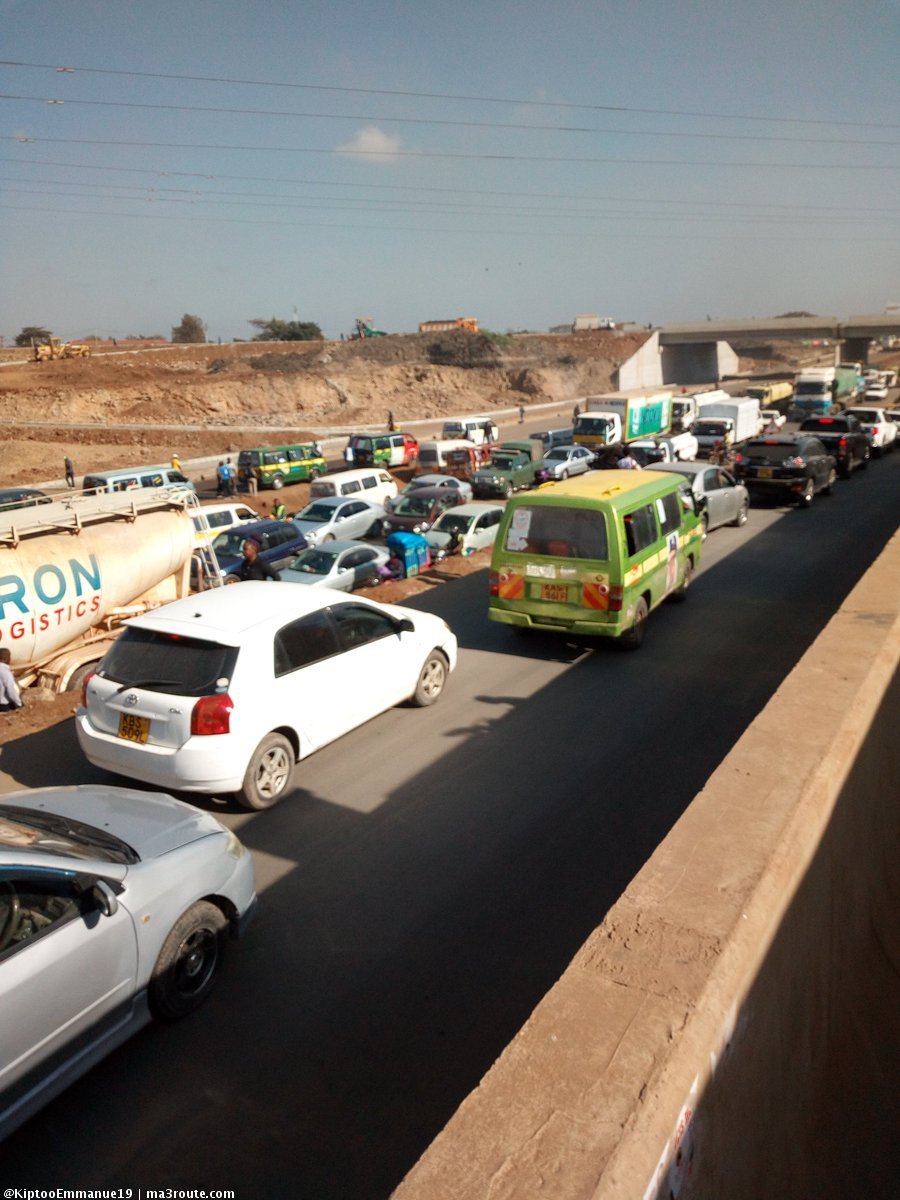 DHfkxa1UAAEw2rZ.jpg:large