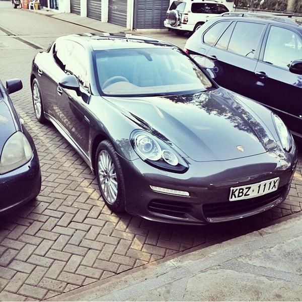 Uživatel Kenya Car Bazaar™🇰🇪 na Twitteru: „Porsche Panamera in camera  #254Cars. The complete package... @markogada http://t.co/0hzE54Ejfy“ /  Twitter
