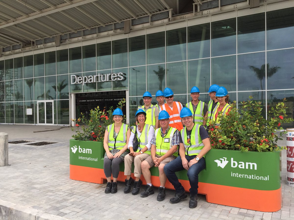DQnE3bdW4AIKKum.jpg