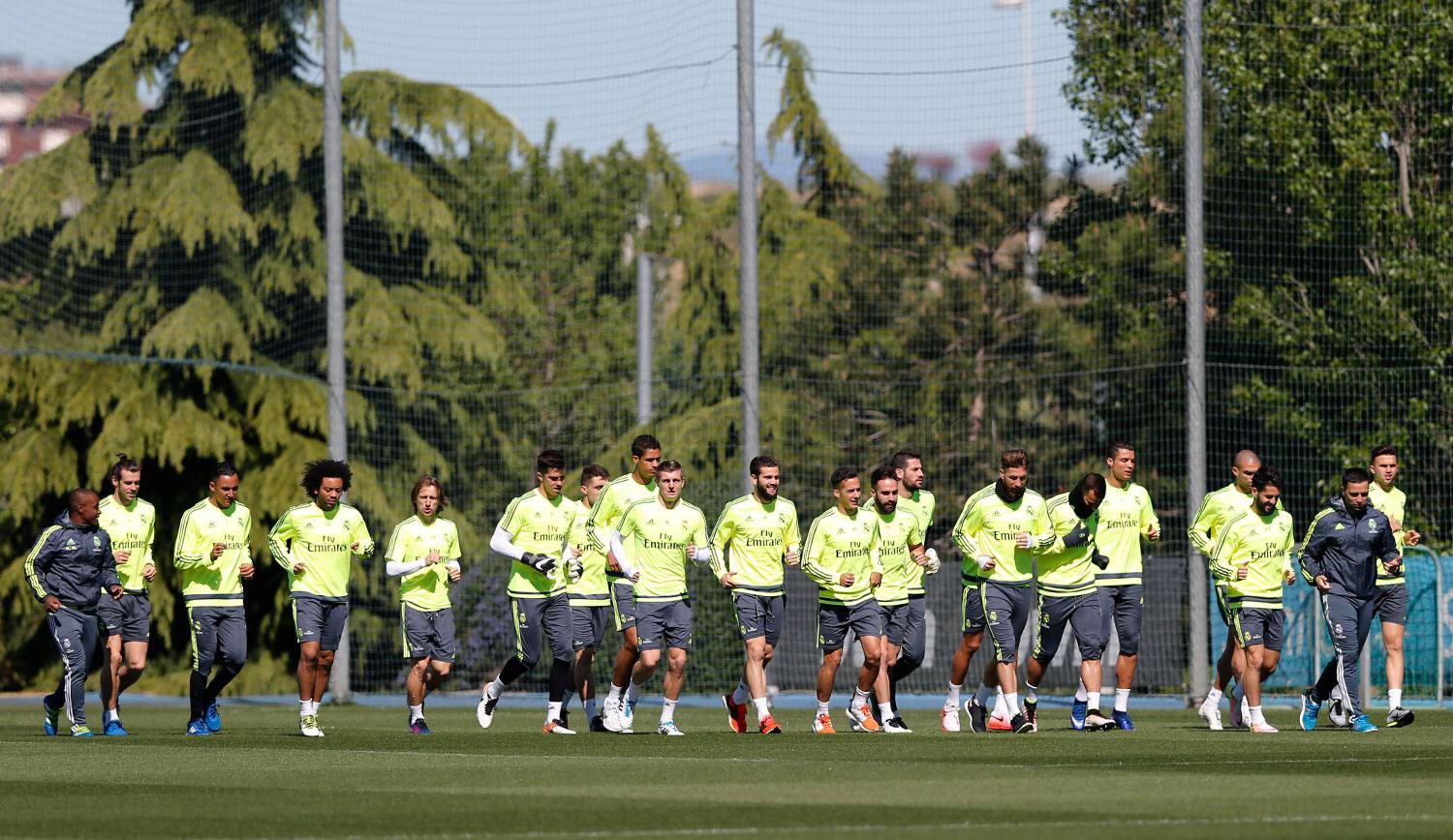 ChXaQPZWwAAHj78.jpg:large