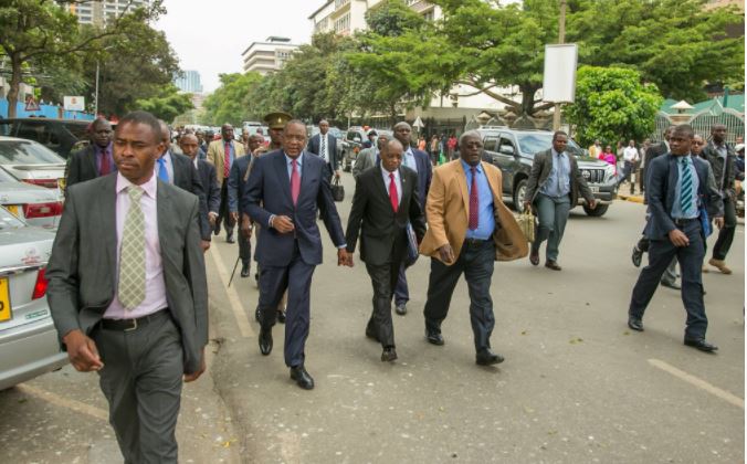 uhuru.jpg
