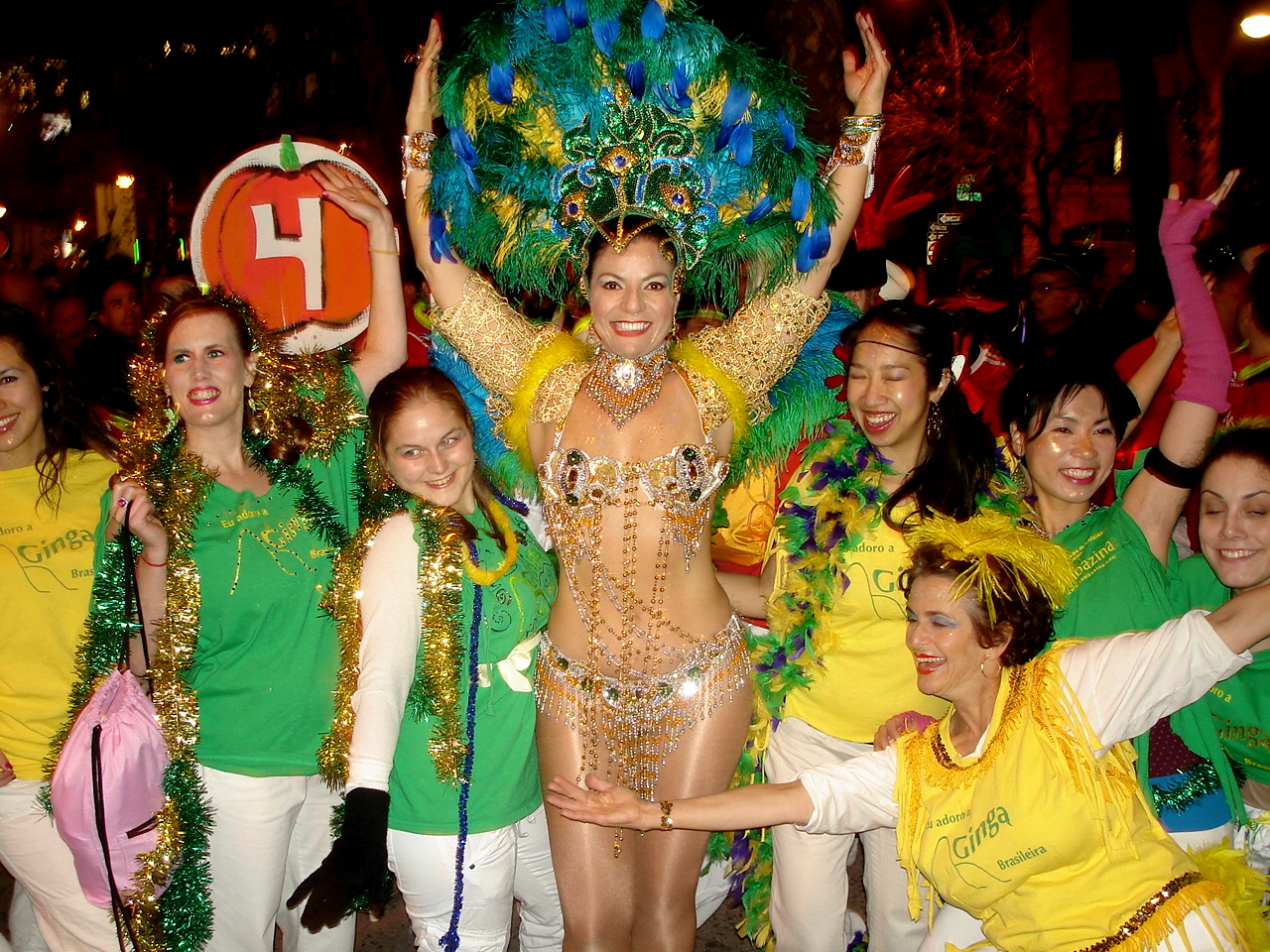 Carnival-brasil-see-theworld-org-pic4.jpg