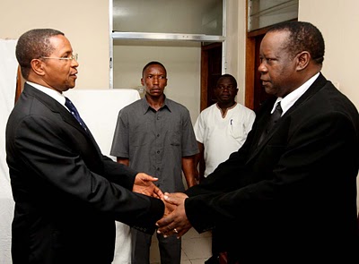 Kikwete+mahundi.jpg