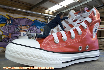 The+Netherlands_Largest+Shoe4.jpg