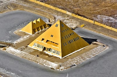pyramid3.jpg