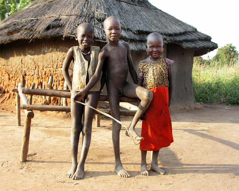 1._village_children_in_africa.jpg