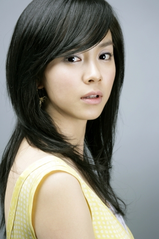 Song_Ji-Hyo-p2.jpg