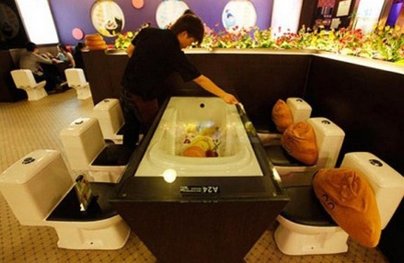 a-toilet-restaurant-02.jpg