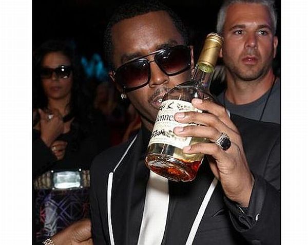 p-diddy-booze-1_uhUMA_65.jpg