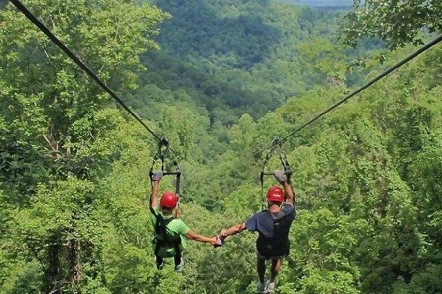 Ziplining-kereita.jpg