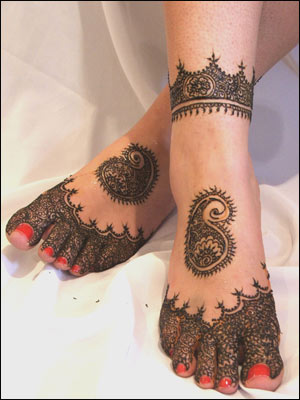 henna-tattoos-foot.jpg%3Fw%3D406%26h%3D541