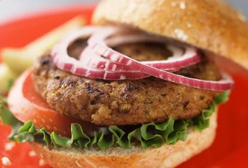 lose-weight-without-dieting-s22-veggie-burger.jpg