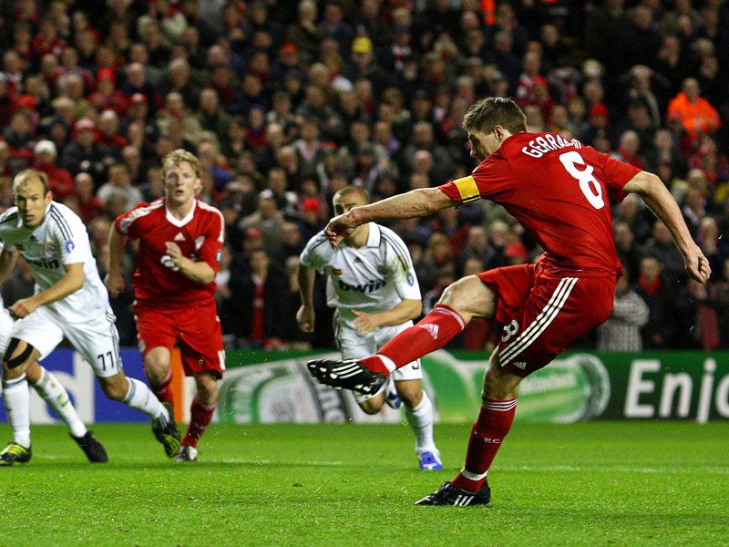 Steven-Gerrard-Liverpool-Real-Madrid-Champion_1984424.jpg