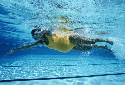 getty_rm_photo_of_pregnant_woman_in_pool.jpg