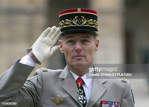 french-army-general-herve-charpentier-paris-military-governor-salutes-picture-id459820180