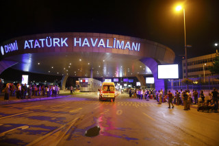 160628-istanbul-atarturk-airport-408p_974a5d56321433e8a95660c142e35893.nbcnews-ux-320-320.jpg