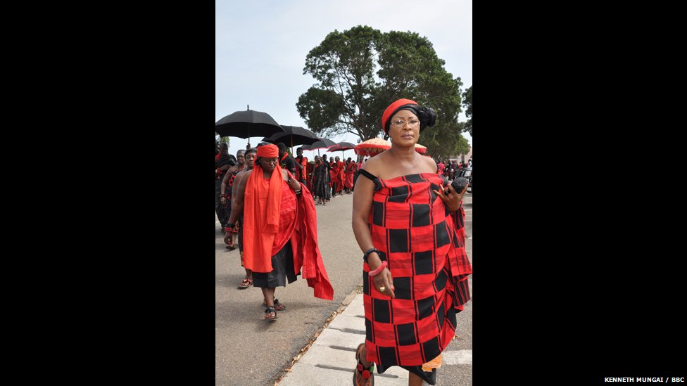 _62189737_atta-mills-10-women-in-red.jpg