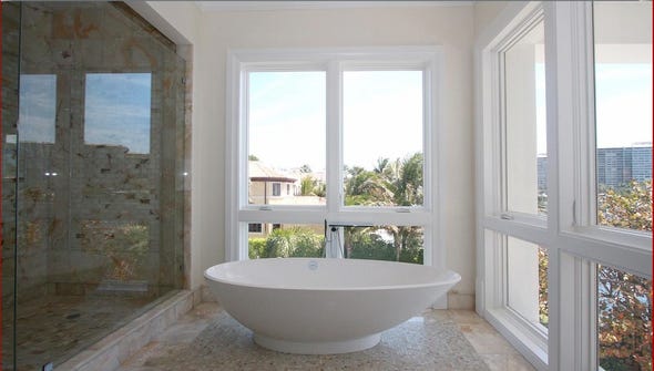 cool-view-from-the-tub.jpg