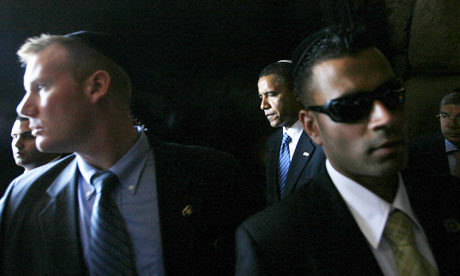 Barack-Obama-surrounded-b-001.jpg