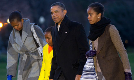 Barack-Obama-and-family-r-007.jpg